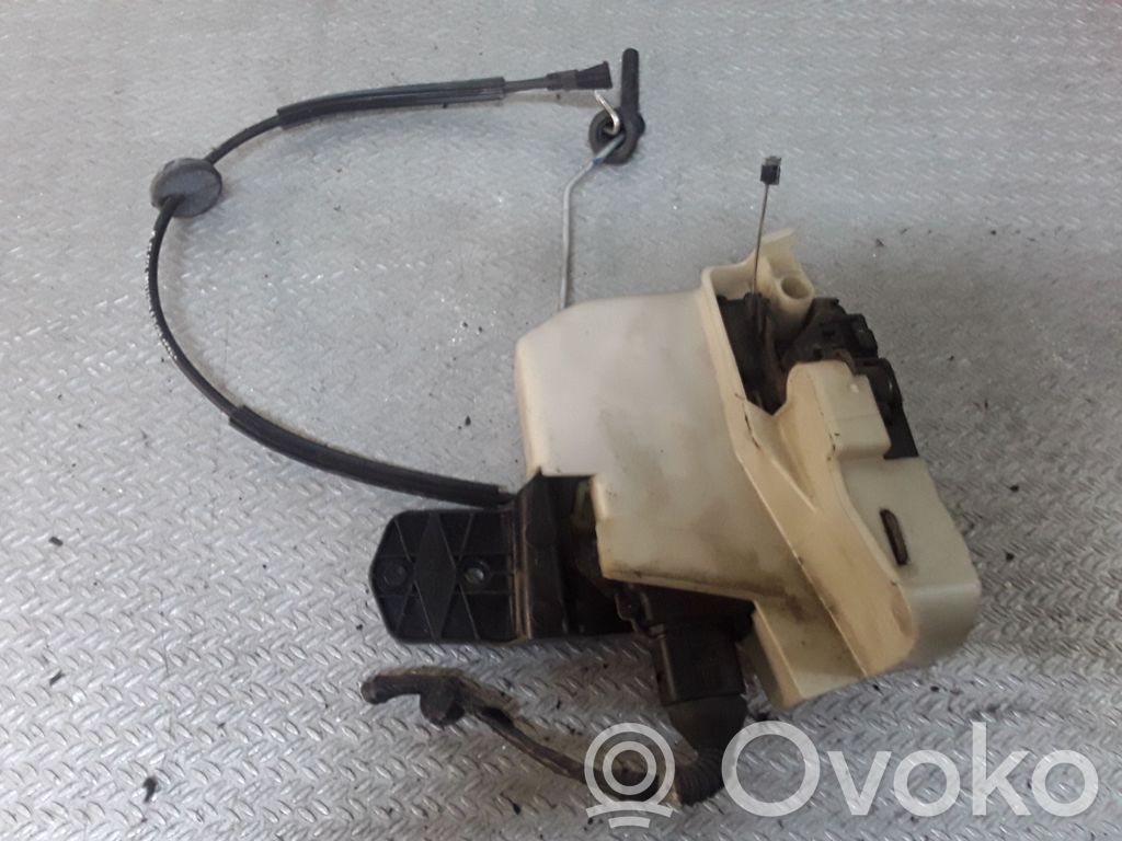 Volkswagen PASSAT B5.5 Zamek drzwi tylnych 