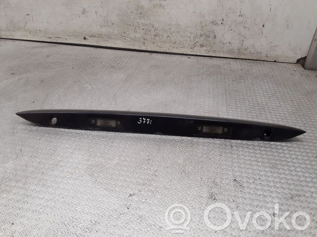 Éclairage de plaque d'immatriculation   7M5827574B,YM21A43836AC