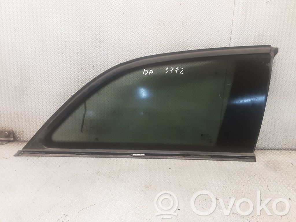 Rear side window