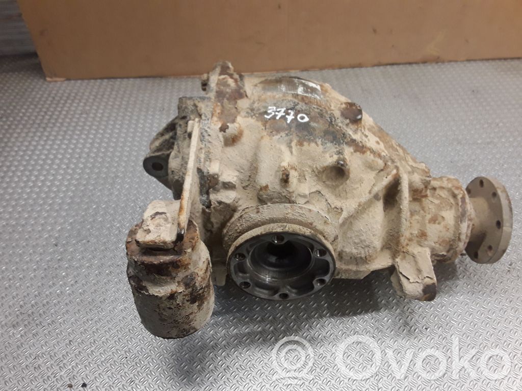 Rear differential   1428796