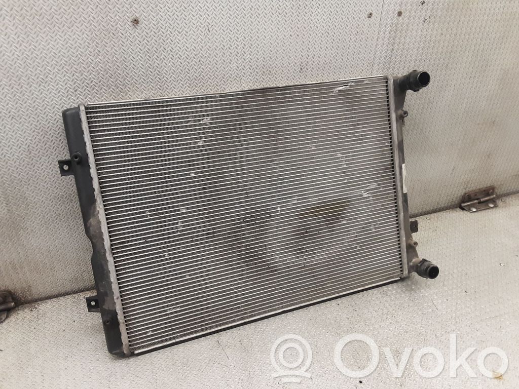 Coolant radiator   7M3121253F