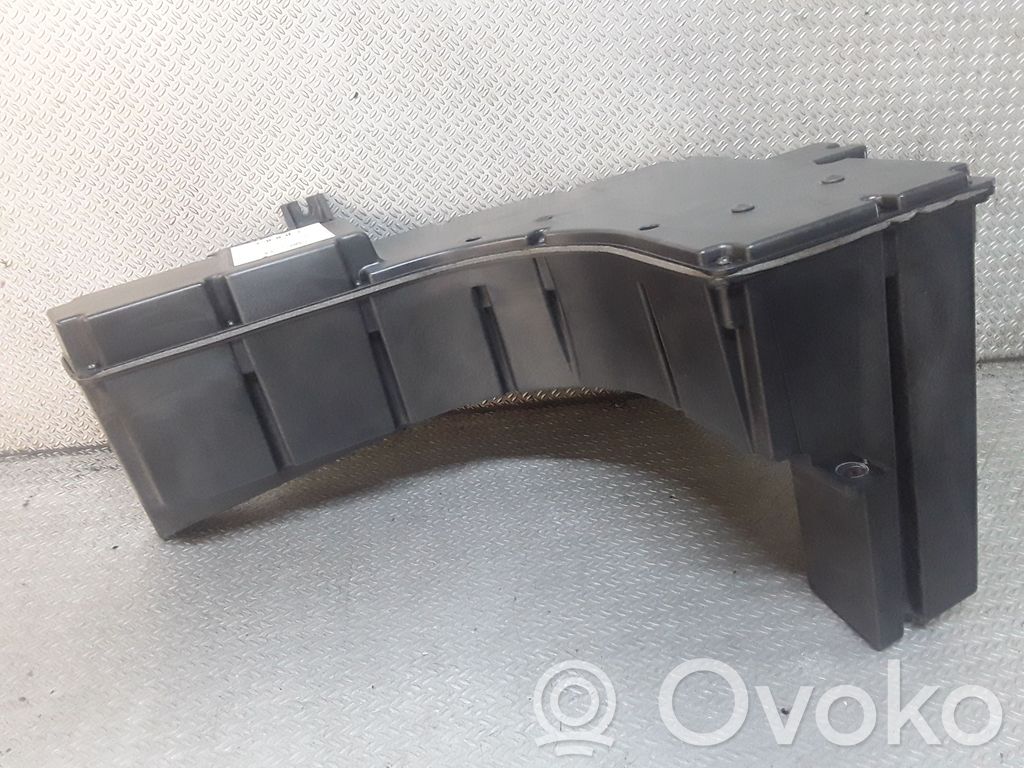 Audi A6 S6 C5 4B Subwoofer 