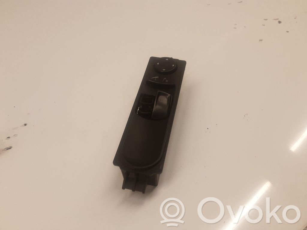 Volkswagen Crafter Interruptor del elevalunas eléctrico 