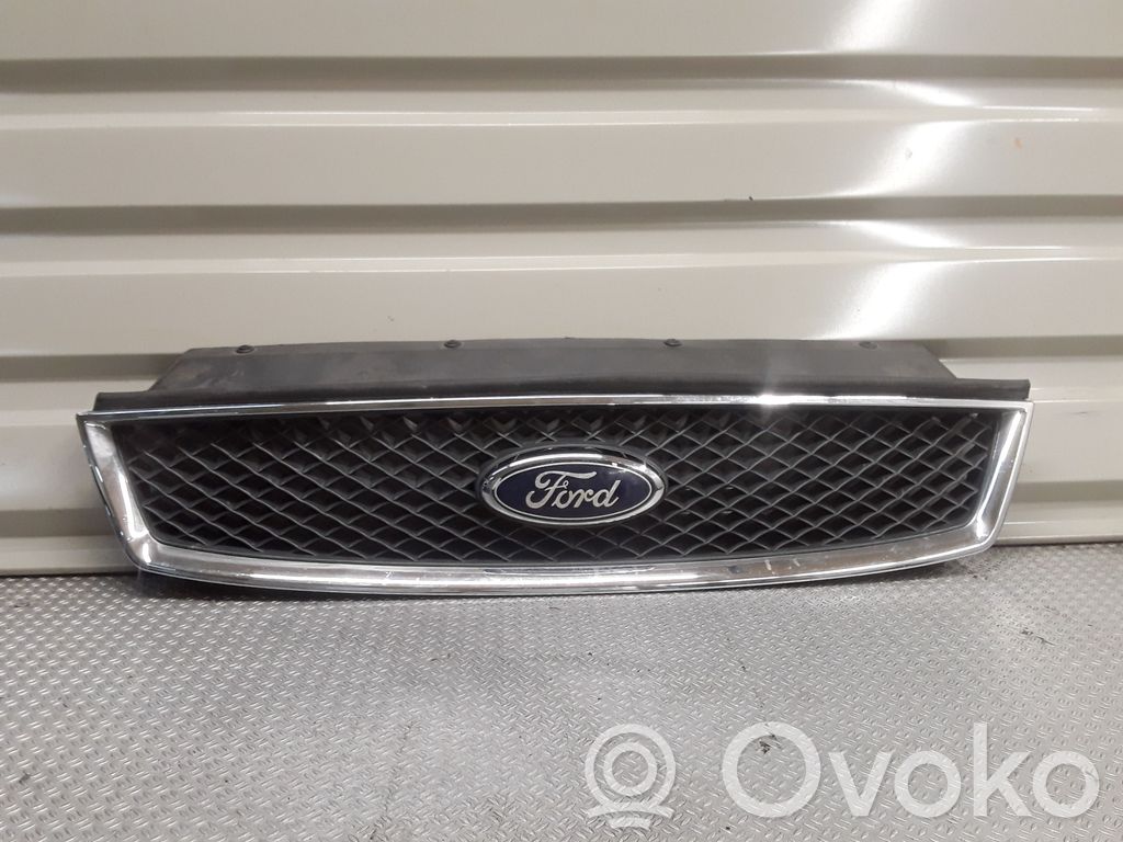 Ford Focus C-MAX Front bumper upper radiator grill 