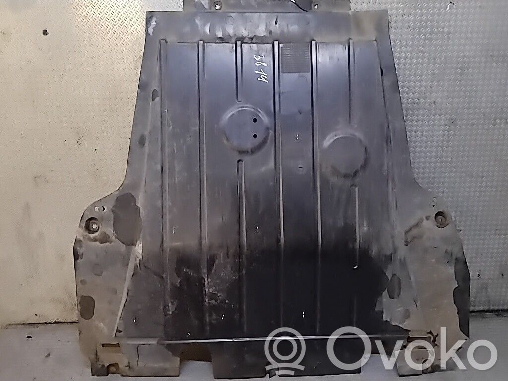 Renault Clio III Engine splash shield/under tray 