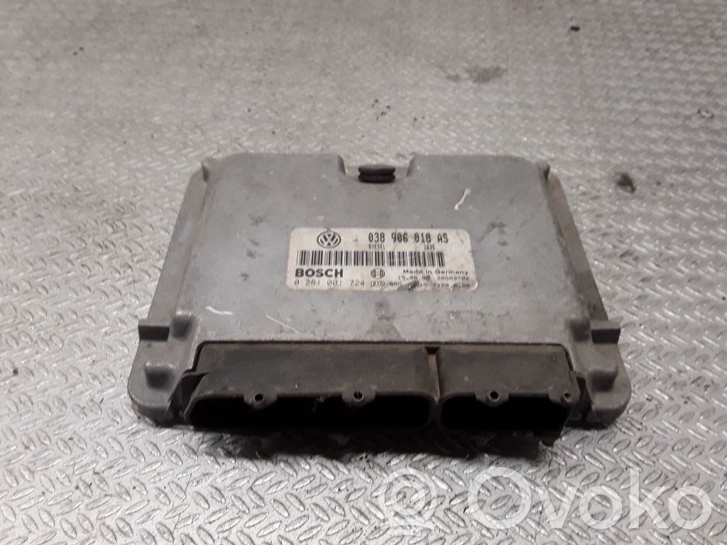 Volkswagen PASSAT B5 Engine control unit/module 