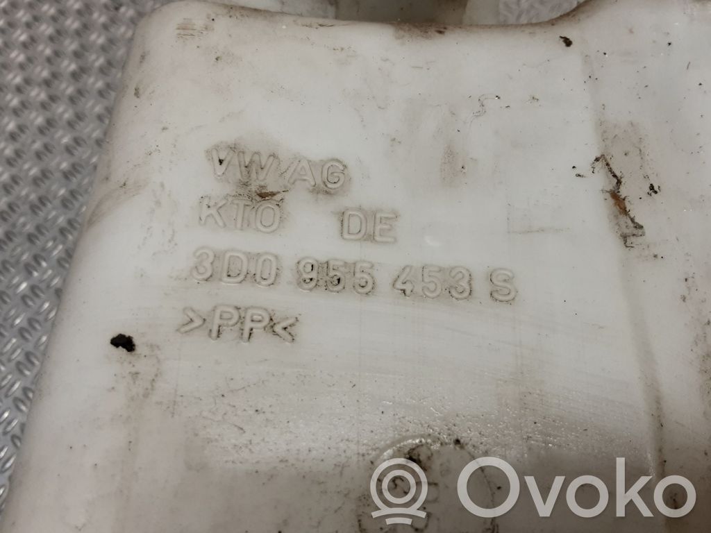 Langų skysčio bakelis   3D0955453S