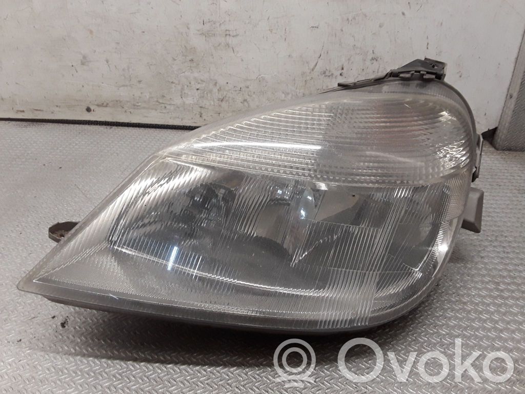 Phare frontale   A4148200061,0301189201
