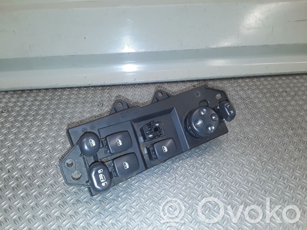 Chrysler Pacifica Electric window control switch 
