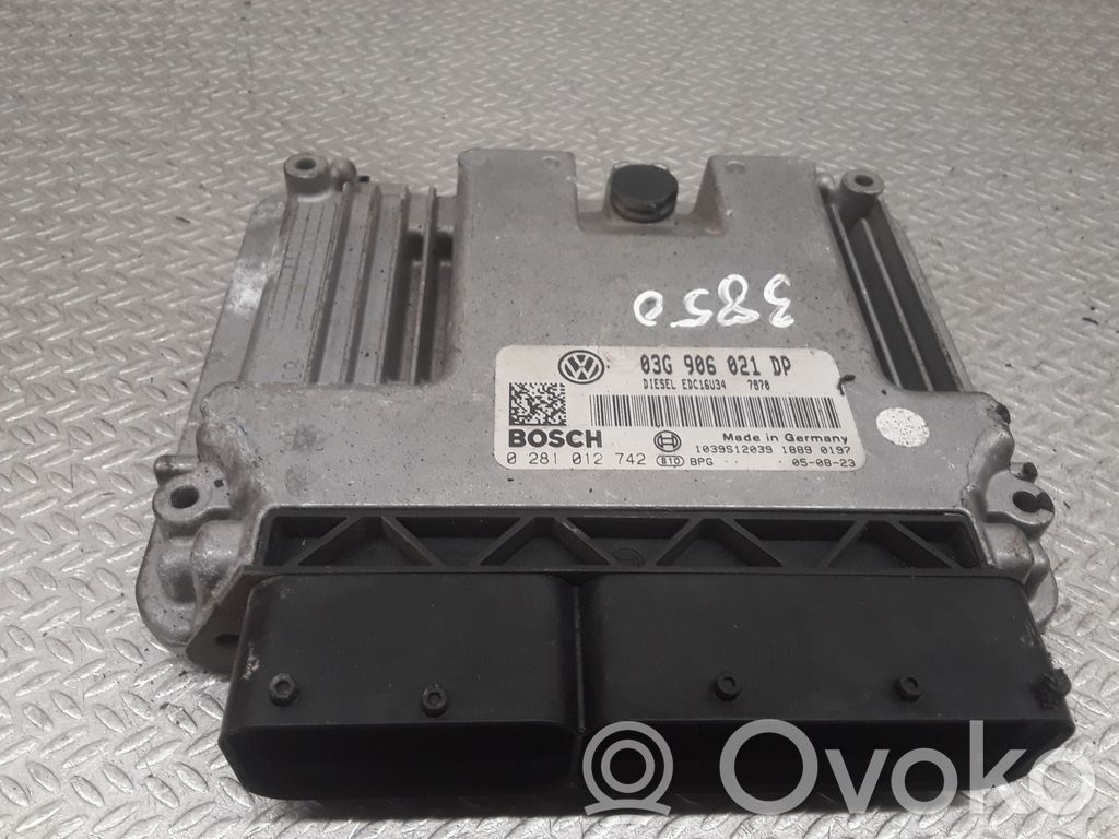 Unitate/modul de control motor   03G906021DP,03G906021DP