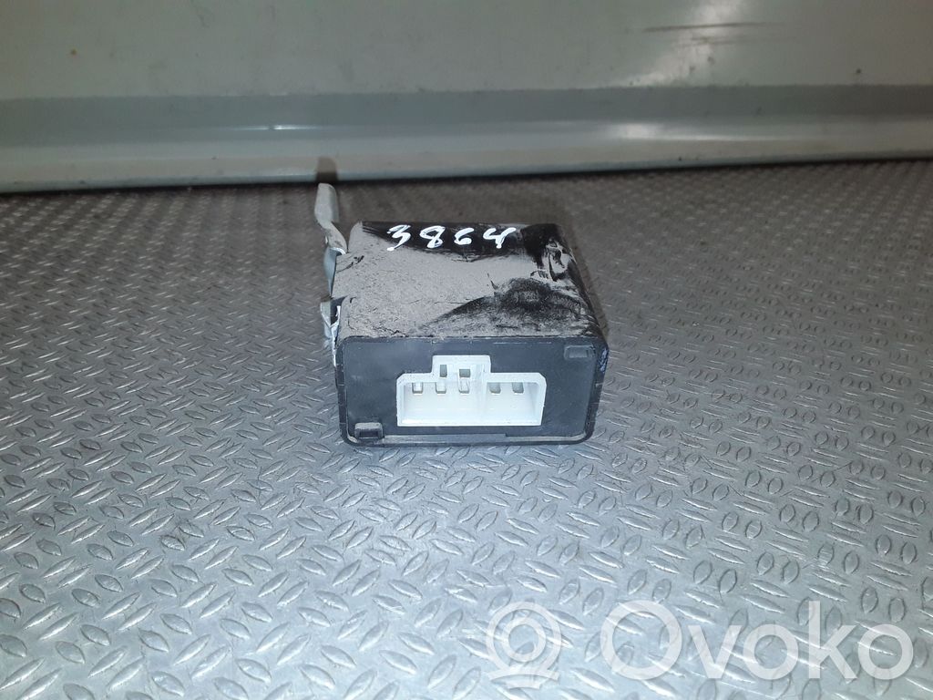 Muut ohjainlaitteet/moduulit   84067SA000