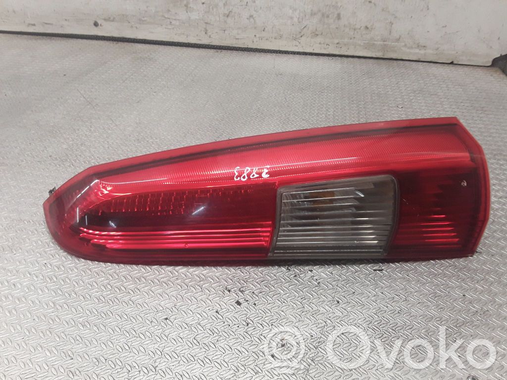 Rear/tail lights   9154494ECE