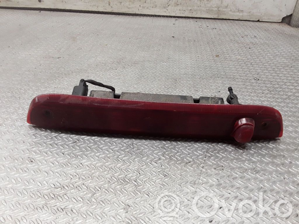 Jeep Patriot Third/center stoplight 
