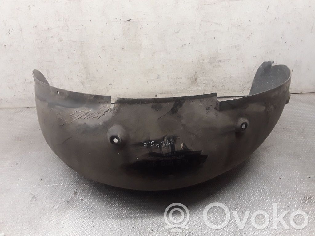 Pare-boue arrière   7L5810971