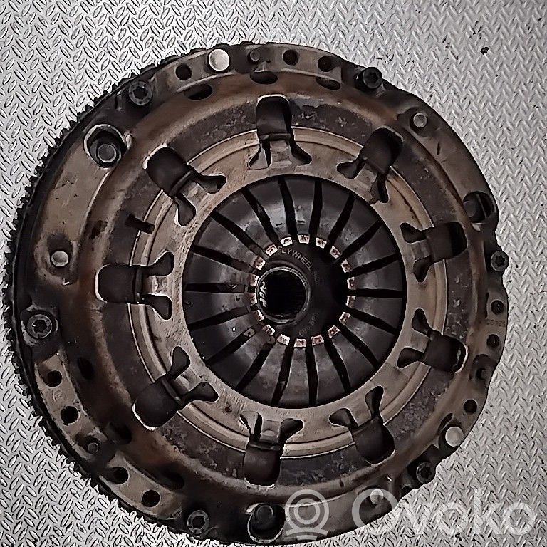 Volvo V70 Sankabos komplektas 