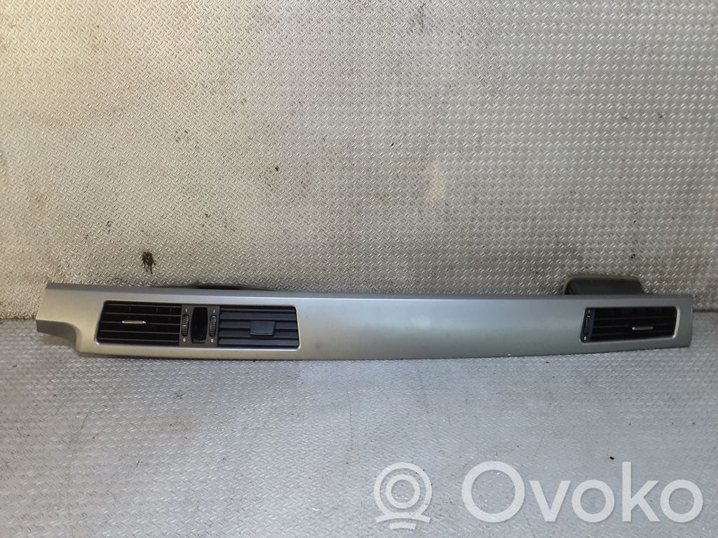 BMW 5 E60 E61 Dash center air vent grill 