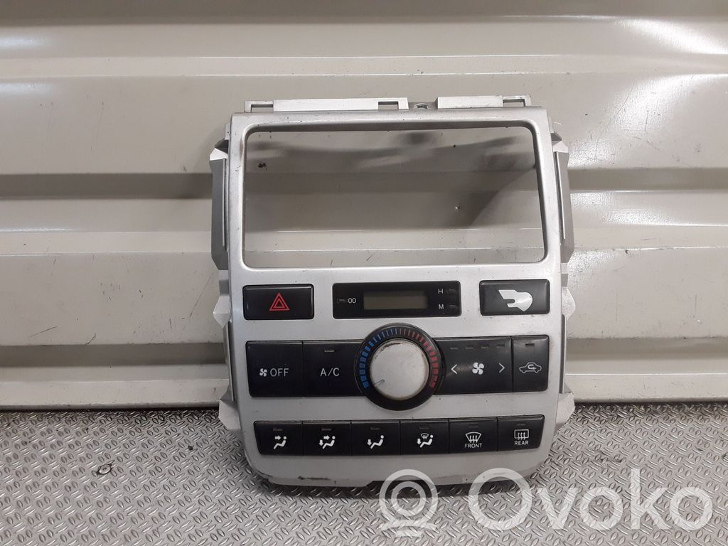 Toyota Avensis Verso Panel klimatyzacji 