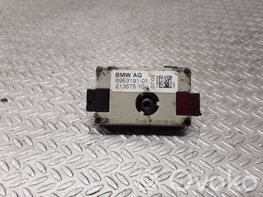 BMW 5 E60 E61 GPS-pystyantenni 