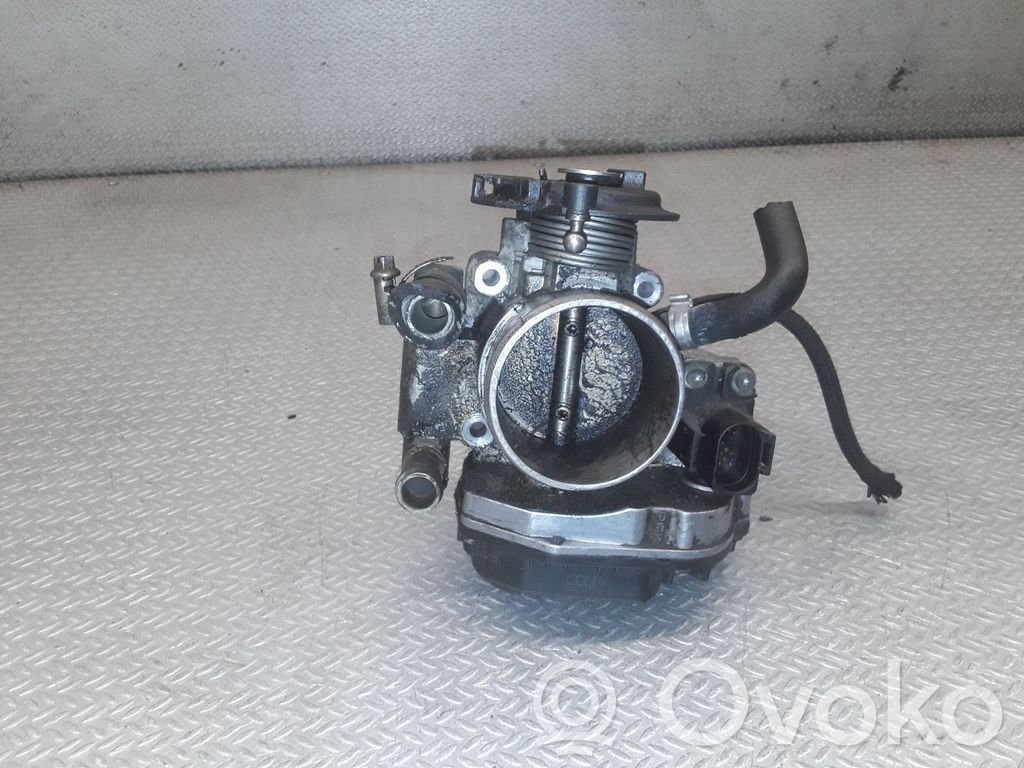 Audi A4 S4 B5 8D Válvula de mariposa 