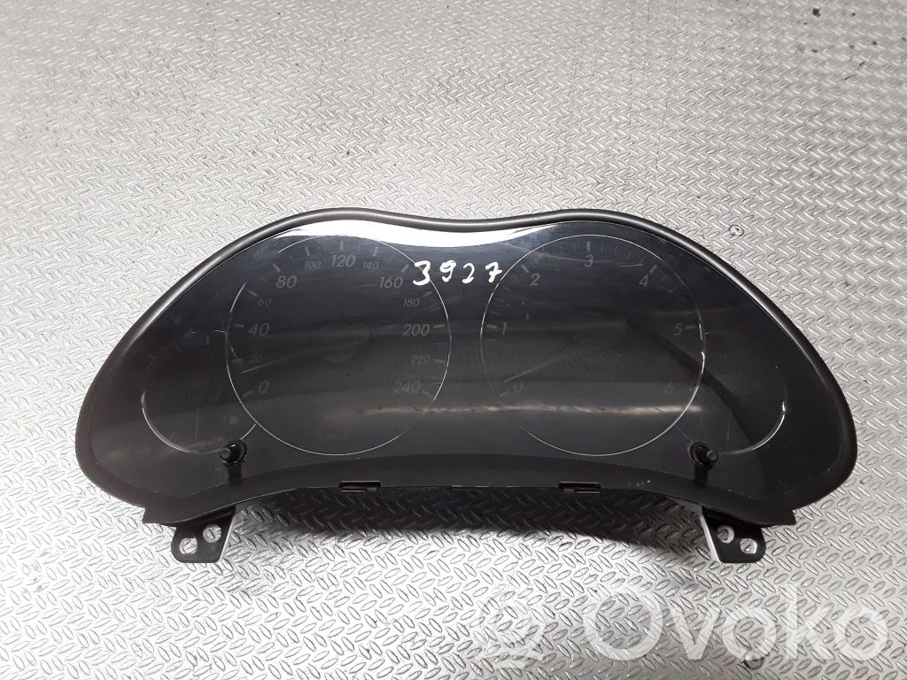Toyota Avensis T250 Tachimetro (quadro strumenti)