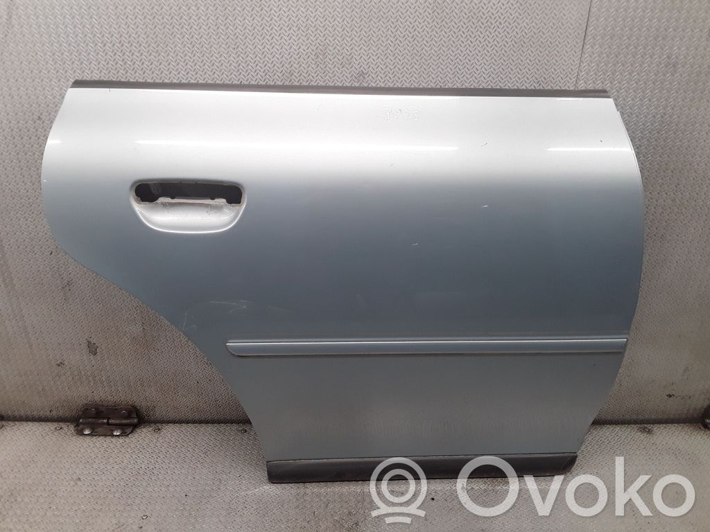 Rear door