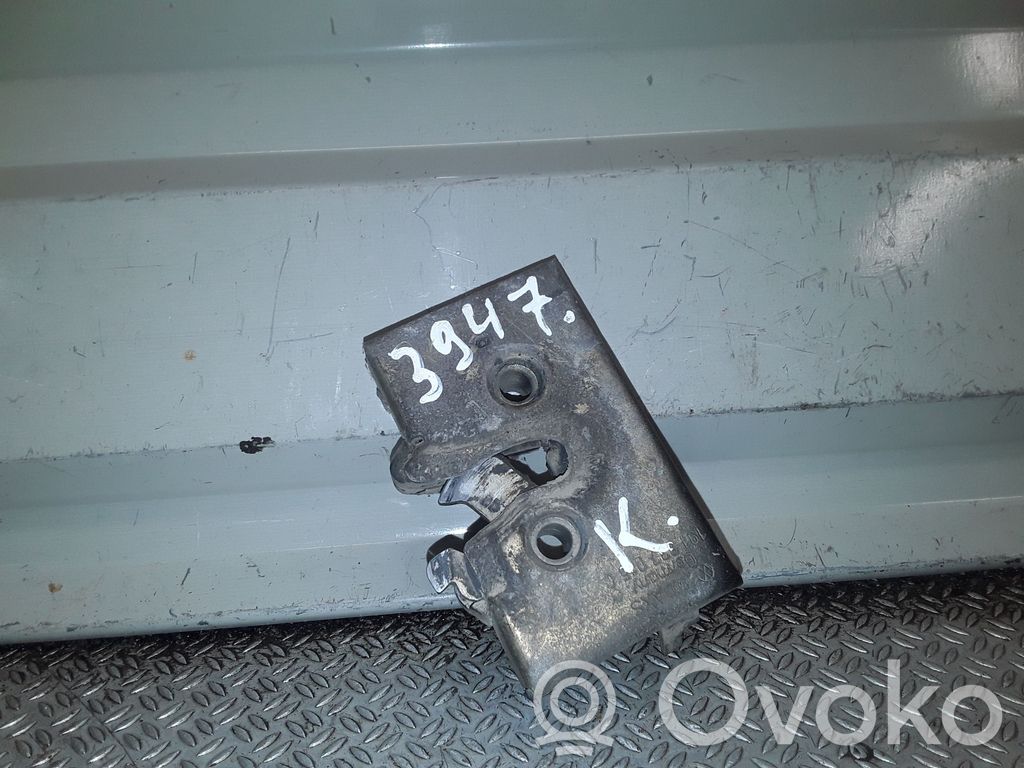 Volkswagen Golf II Etuoven lukko