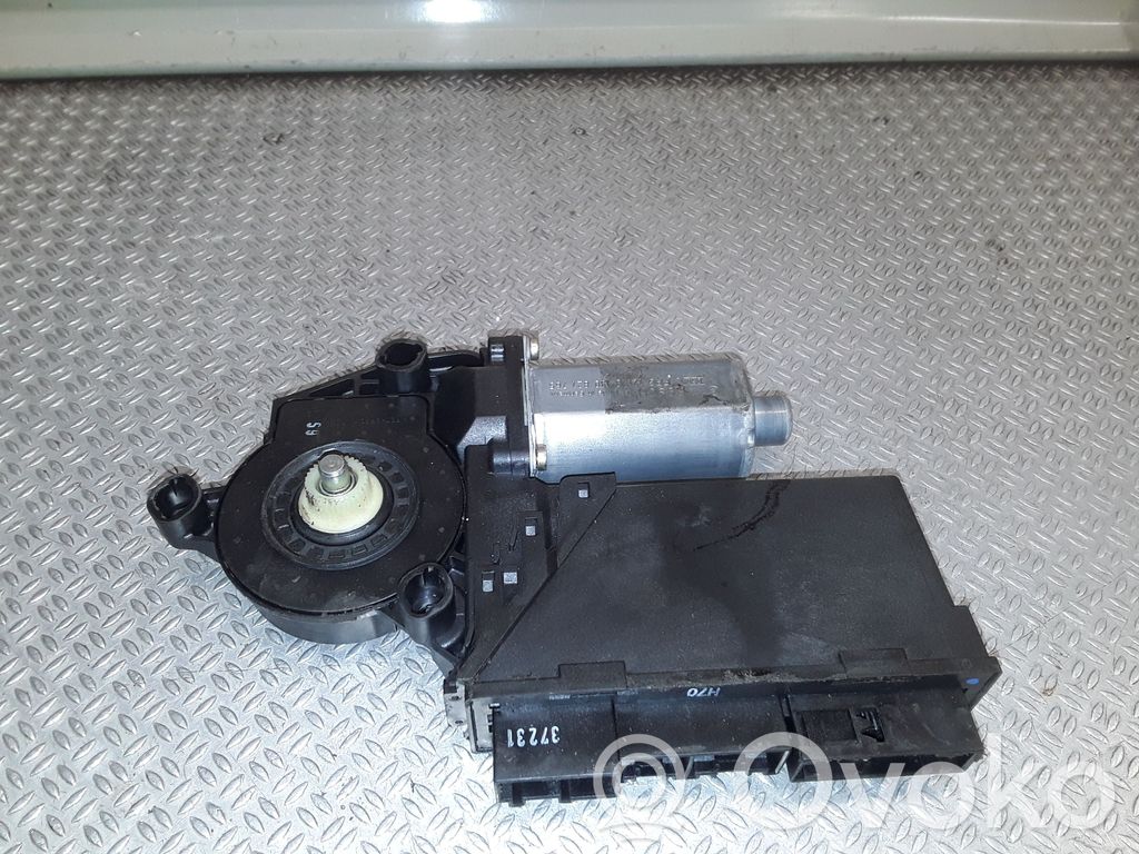 Audi A2 Motor del regulador de la ventanilla de la puerta delantera 
