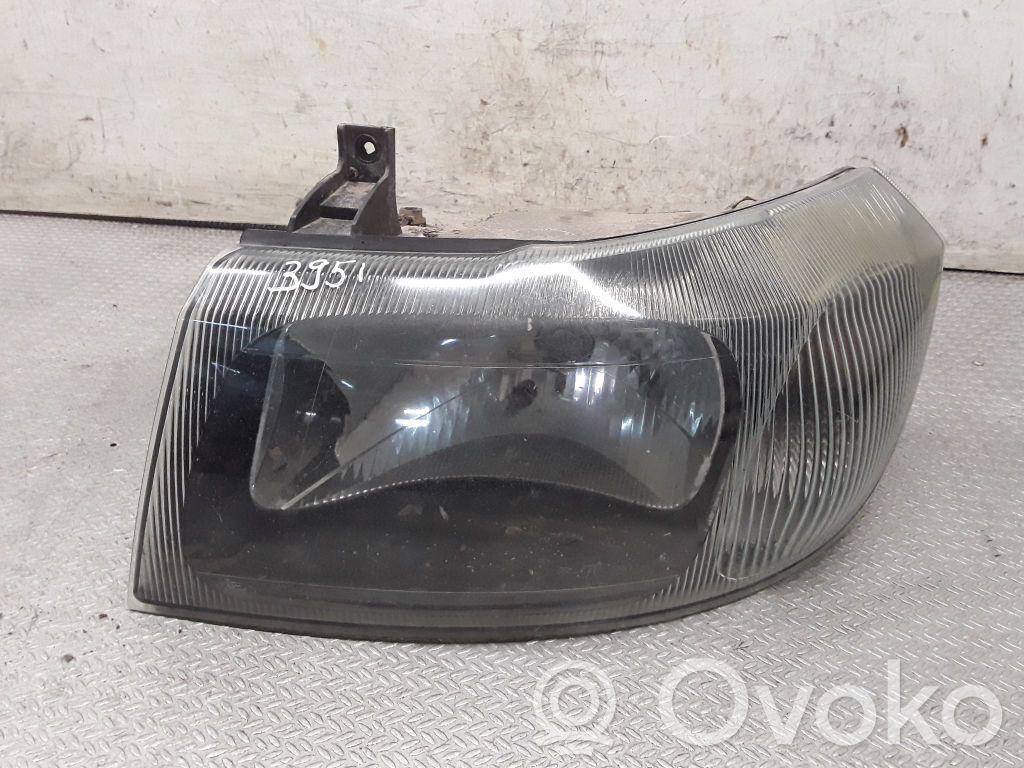 Priekinis žibintas   YC1513W030