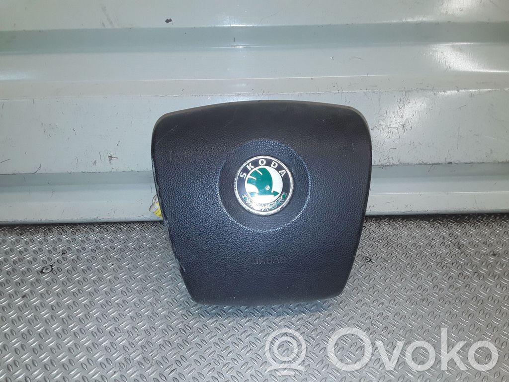 Skoda Octavia Mk2 (1Z) Poduszka powietrzna Airbag kierownicy 
