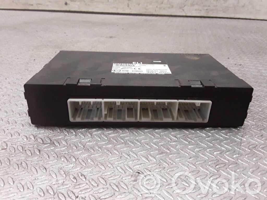 Comfort/convenience module   88281AJ201,X1T23073H2,97RI010653