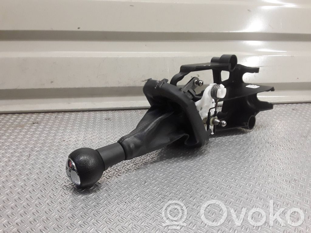 Citroen C3 Picasso Gear shifter/selector 