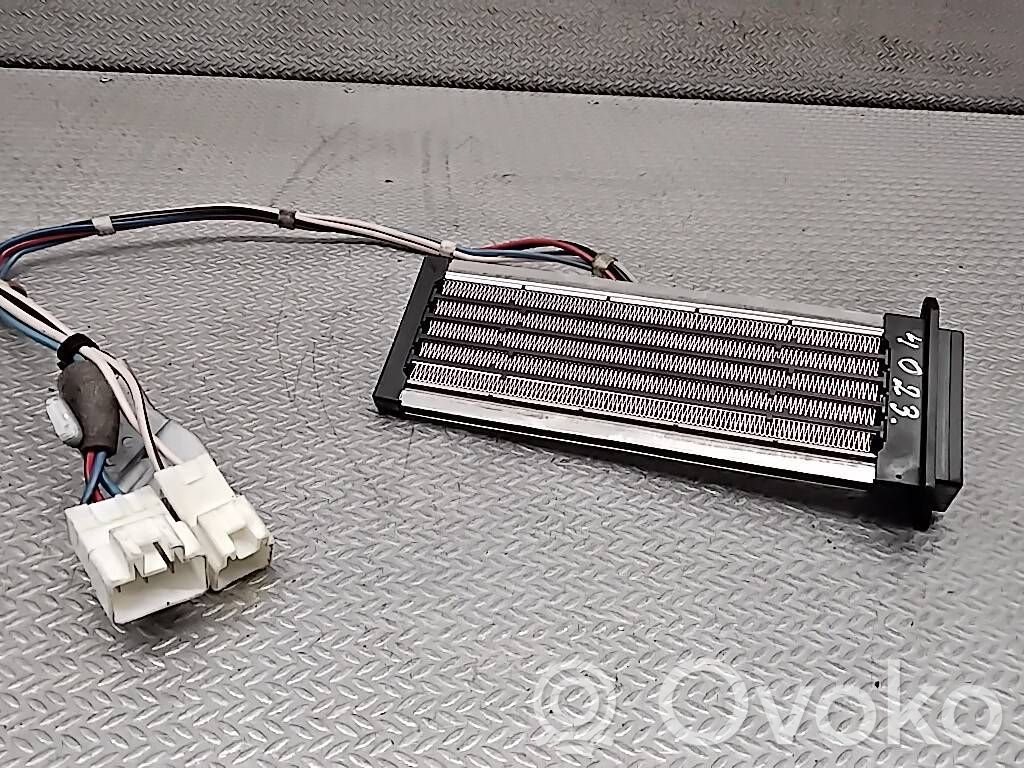 Toyota Corolla E160 E170 Grzałka nagrzewnicy 