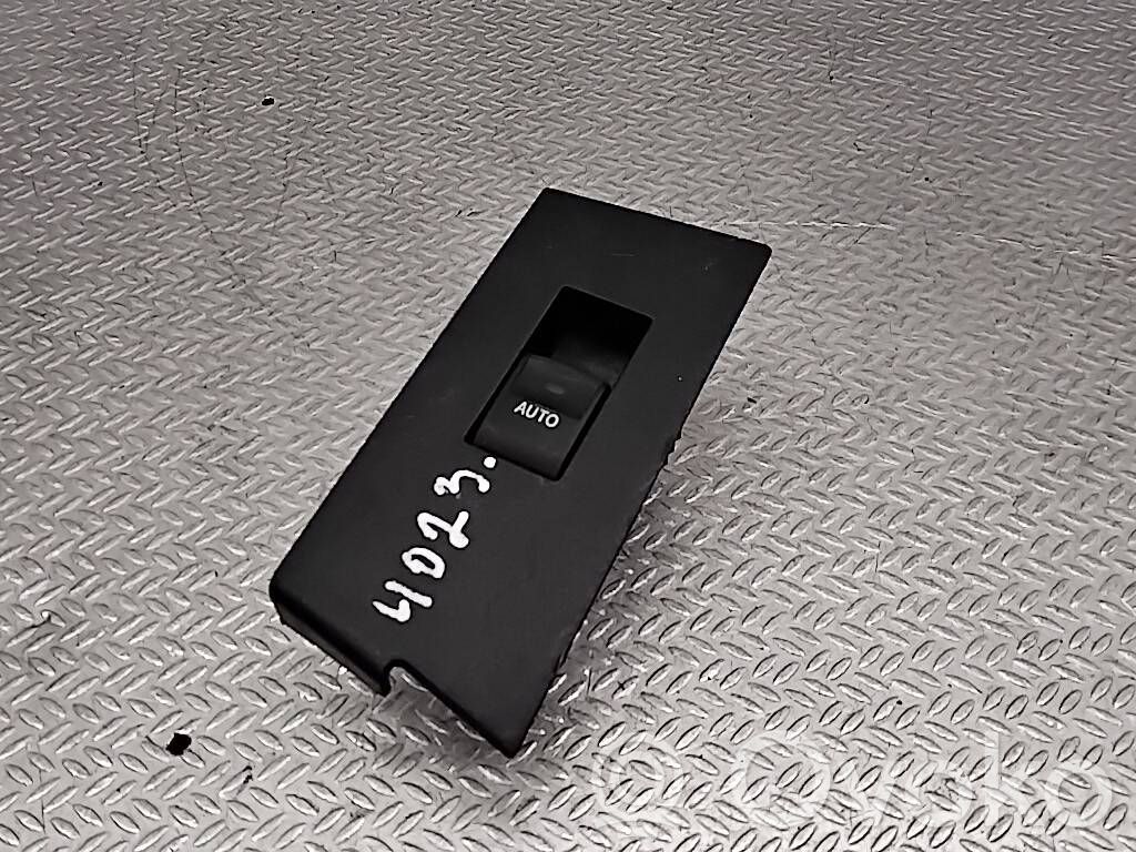 Toyota Corolla E160 E170 Electric window control switch 