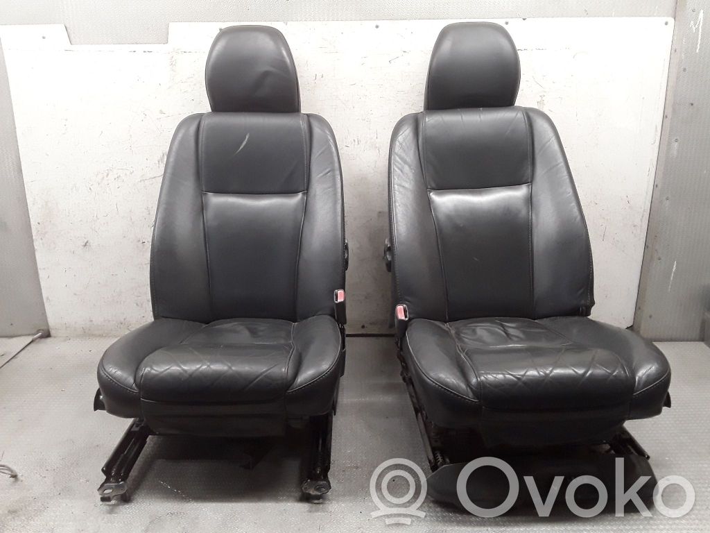 Seat set