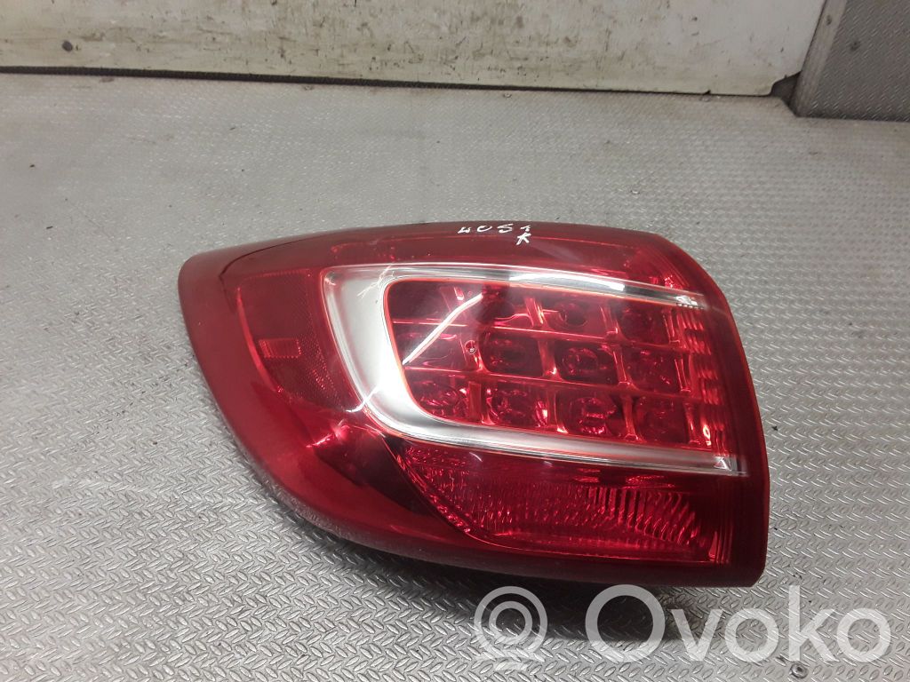 Rear/tail lights