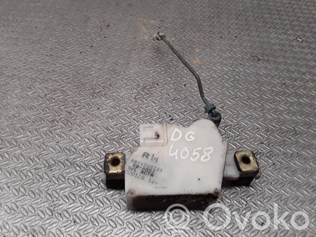 Isuzu Trooper Motor de bloqueo de puertas 
