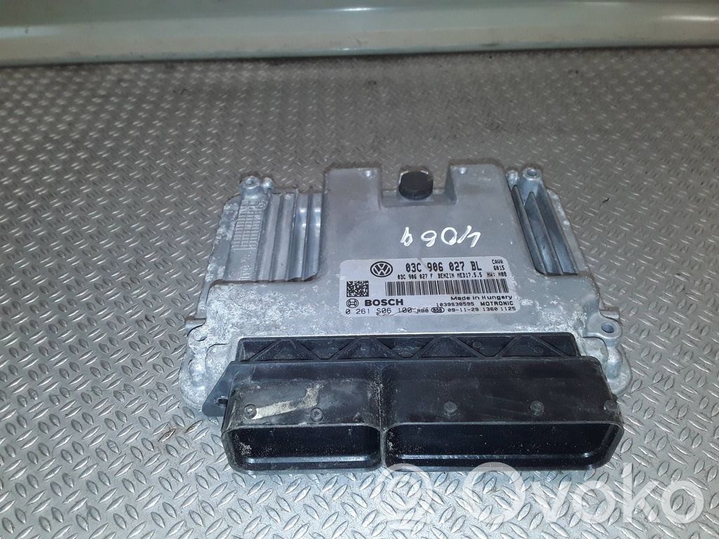 Volkswagen Tiguan Engine control unit/module 