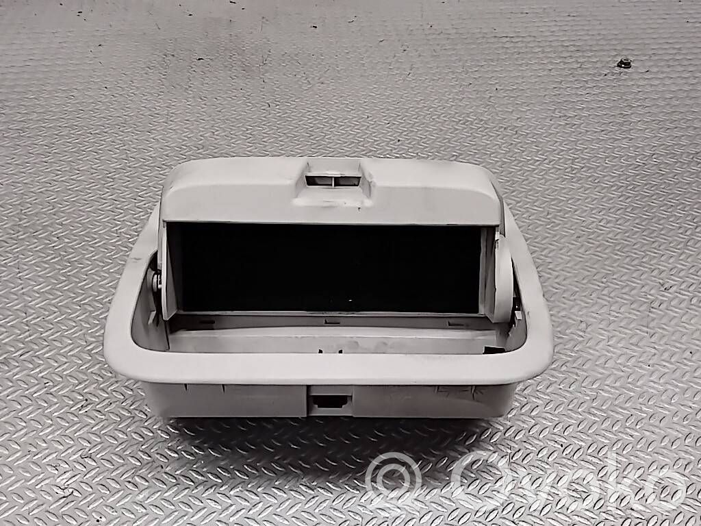 Subaru Forester SH Luz del asiento delantero 