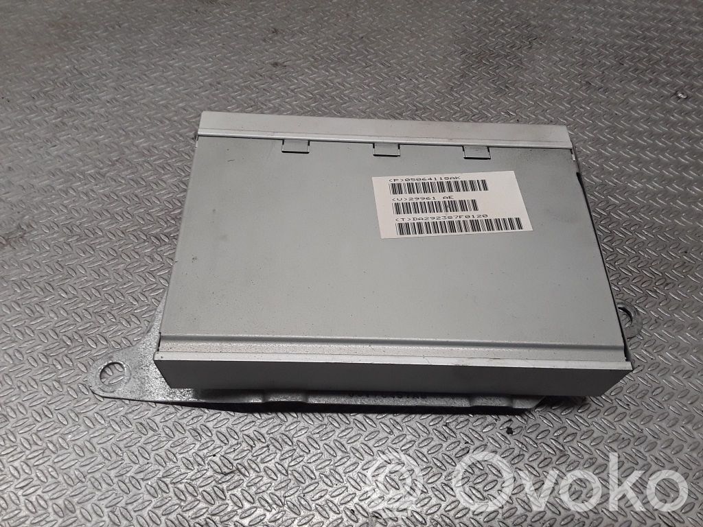 Sound amplifier   05064118AK