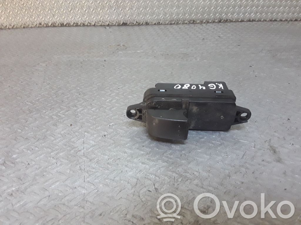 Mazda CX-7 Electric window control switch 