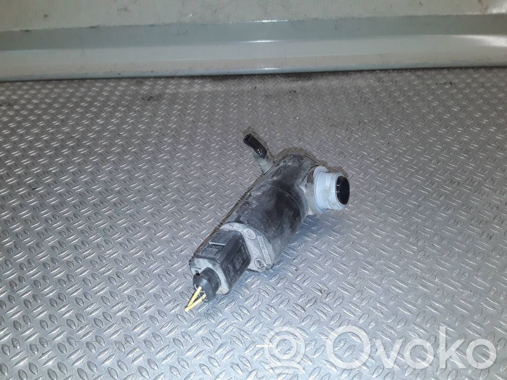 Opel Agila B Windscreen/windshield washer pump 