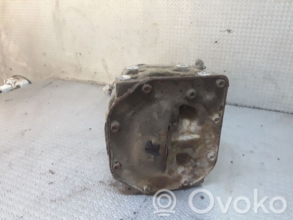 Rear differential   MA2727151,T525E