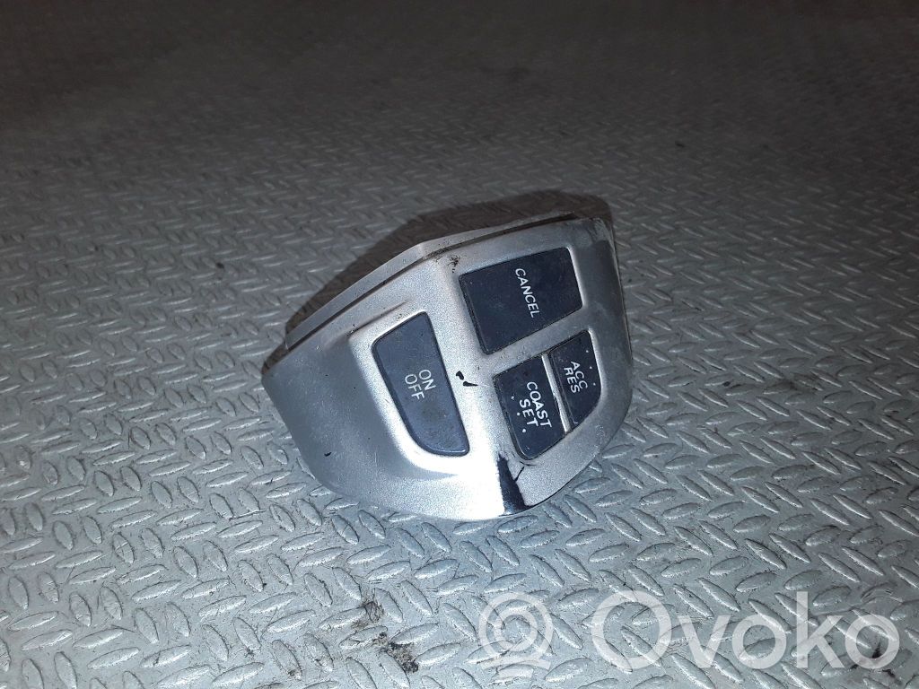 Mitsubishi Lancer VIII Interruptores/botones de la columna de dirección 