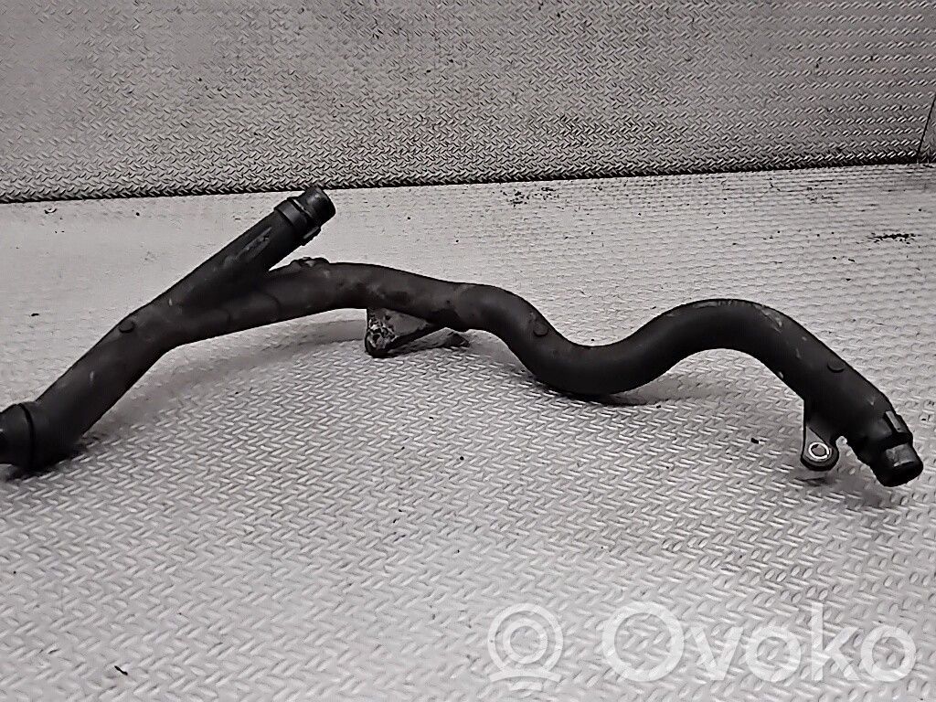 BMW 1 E81 E87 Engine coolant pipe/hose 