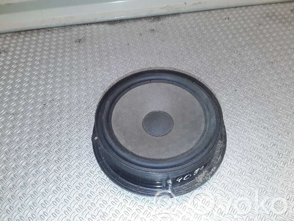 Seat Leon (1P) Front door speaker 