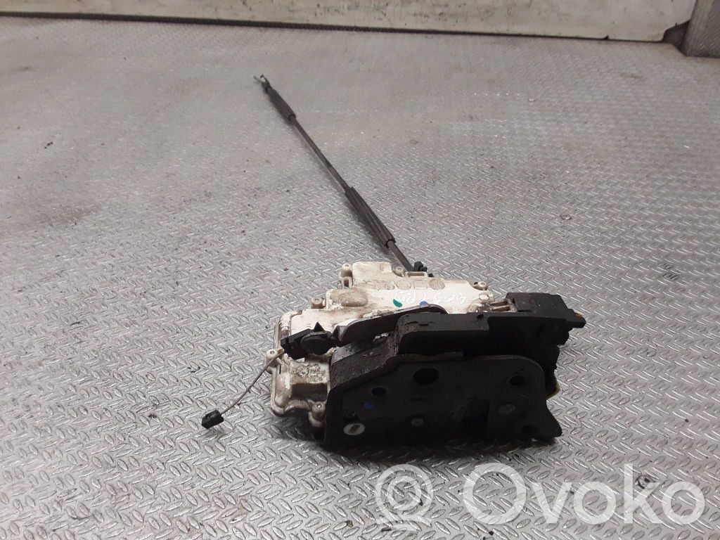 Seat Leon (1P) Front door lock 