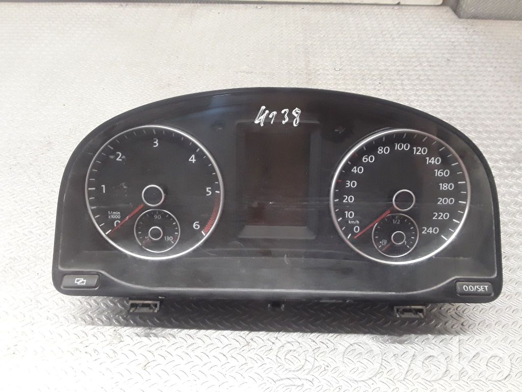 Volkswagen Caddy Spidometrs (instrumentu panelī) 
