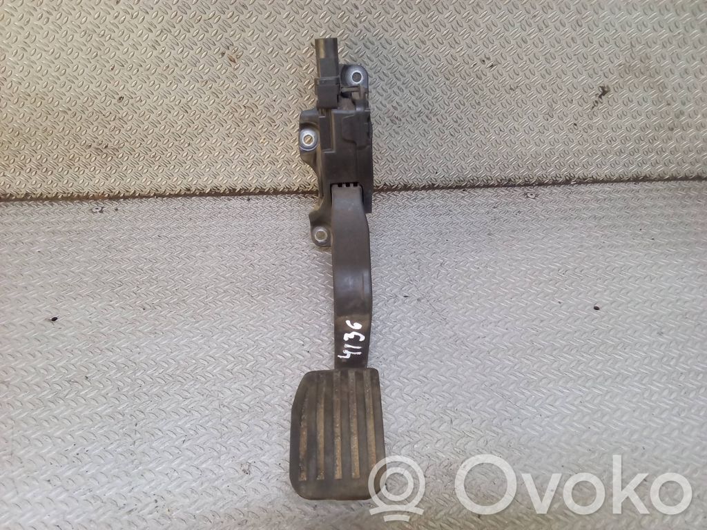 Gaspedal   6G929F836JD