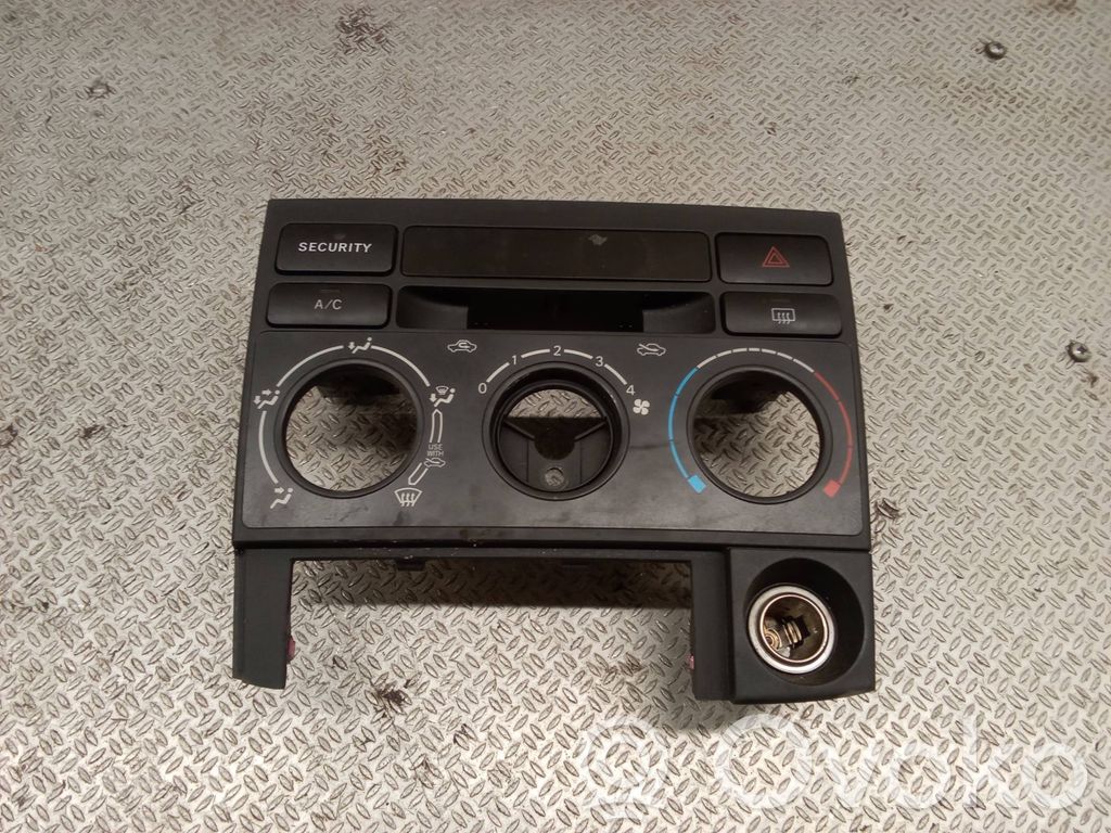 Climate control unit   5541213020