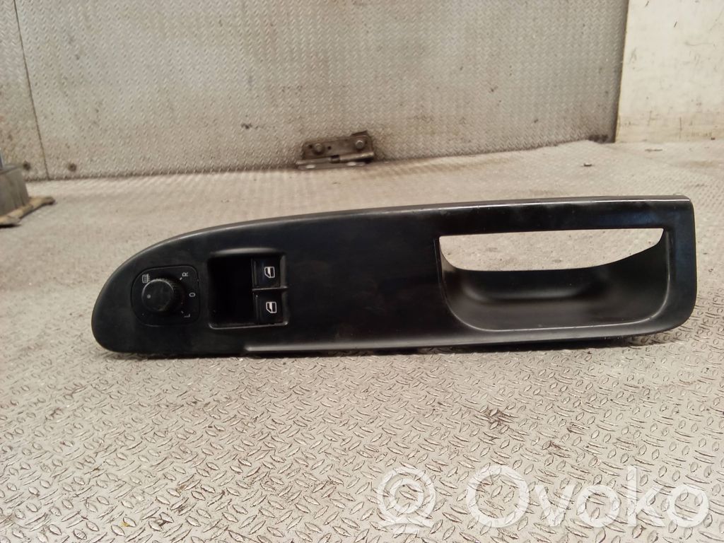 Volkswagen PASSAT B6 Rivestimento pulsantiera finestrino della portiera anteriore